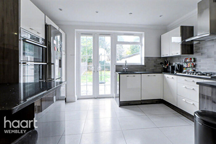 3 Bedroom Semi-Detached House For Sale In Sudbury Court Estate, HA0