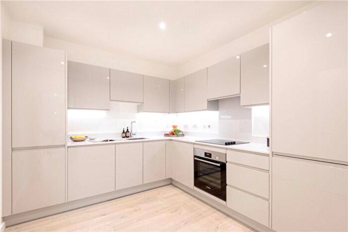 2 Bedroom Apartment To Rent In Heartwell Avenue, London, E16