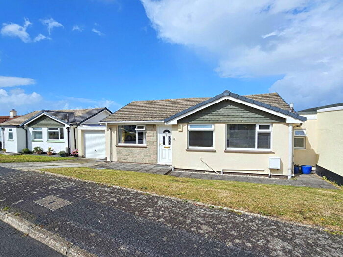 3 Bedroom Detached Bungalow For Sale In Richmond Park, Northam, EX39