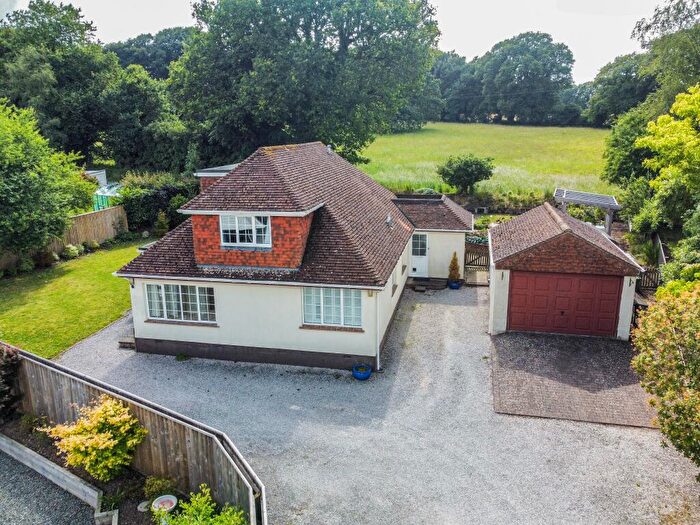 3 Bedroom Detached House For Sale In Higher Broad Oak Road, West Hill, EX11