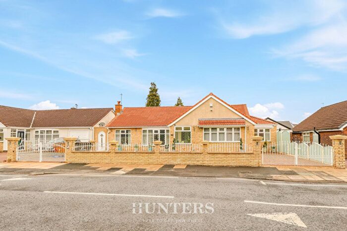 3 Bedroom Detached Bungalow For Sale In Evesham Road, Alkrington, Manchester, M24