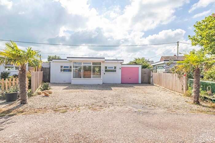 2 Bedroom Bungalow For Sale In Links Crescent, Romney Marsh, TN29