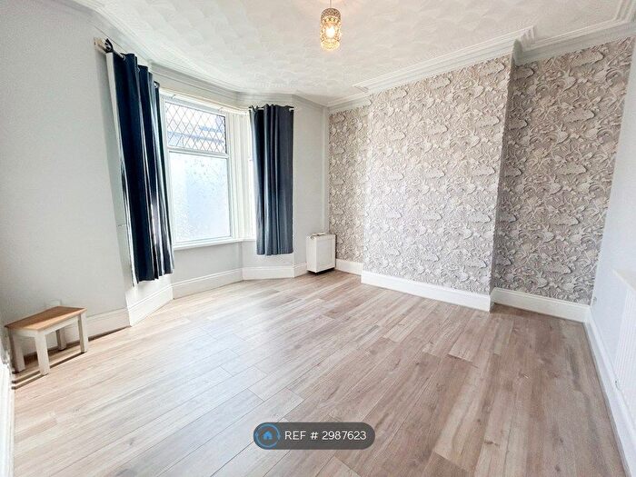 3 Bedroom Terraced House To Rent In Fairoak Avenue, Newport, NP19