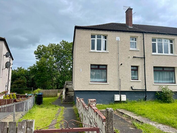 3 Bedroom Flat To Rent In Wylie Crescent, Cumnock, Ayrshire, KA18