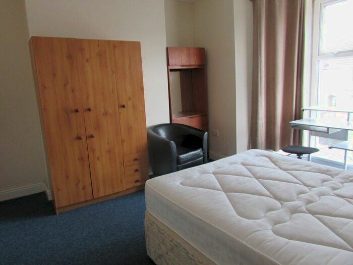 5 Bedroom Property To Rent In King Edward Road, Brynmill, Swansea, SA1