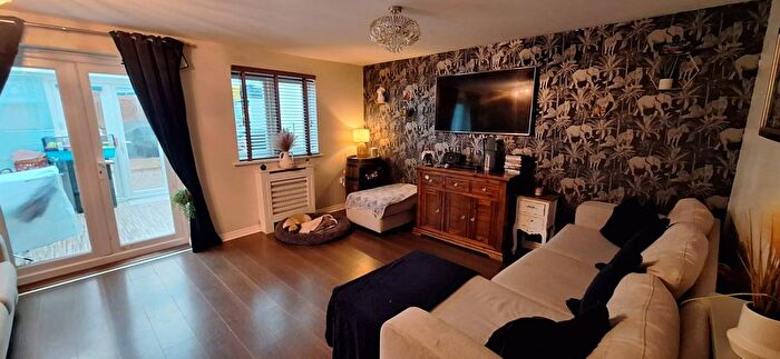 3 Bedroom End Of Terrace House For Sale In Hilltop Walk, Langley Park, Durham, DH7