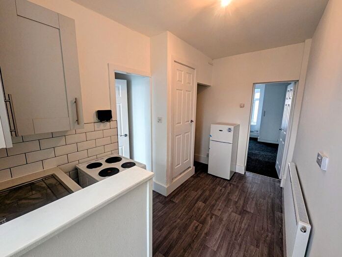 2 Bedroom Flat To Rent In Newhampton Road West, Wolverhampton, WV6