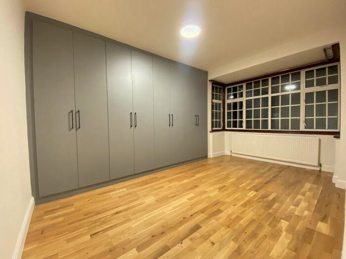 3 Bedroom Semi-Detached House To Rent In Westfield Drive, Queensbury, Harrow, HA3