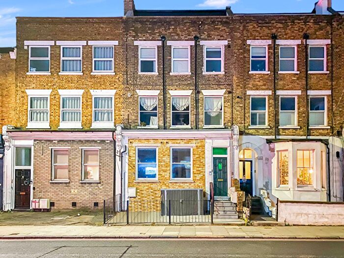 1 Bedroom Flat To Rent In Trinity Road, London, SW17