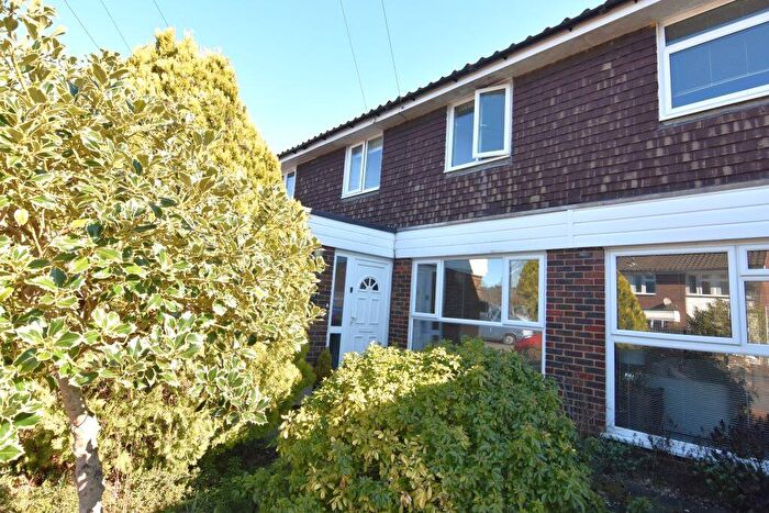 3 Bedroom Terraced House For Sale In Barrow Green Road, Oxted, Surrey, RH8