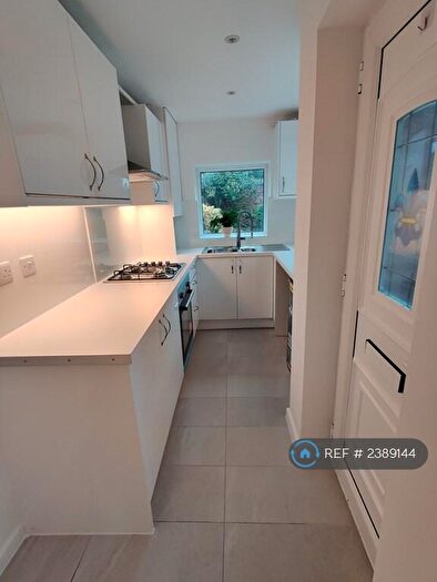 3 Bedroom Terraced House To Rent In Mansfield Road, Sheffield, S12