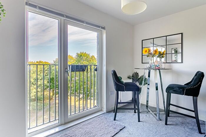 1 Bedroom Flat For Sale In Broomview Path, Edinburgh, EH11
