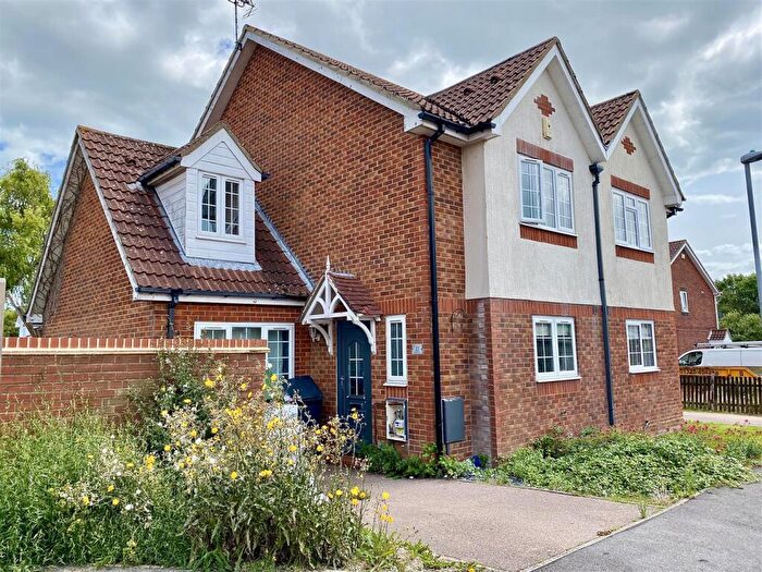 4 Bedroom Semi-Detached House For Sale In Piltdown Way, Eastbourne, BN23