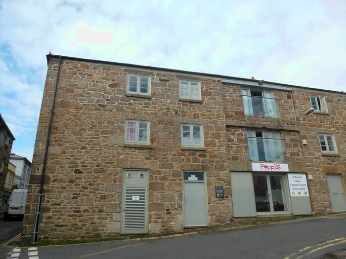 2 Bedroom Flat To Rent In Belgravia Street, Penzance, TR18