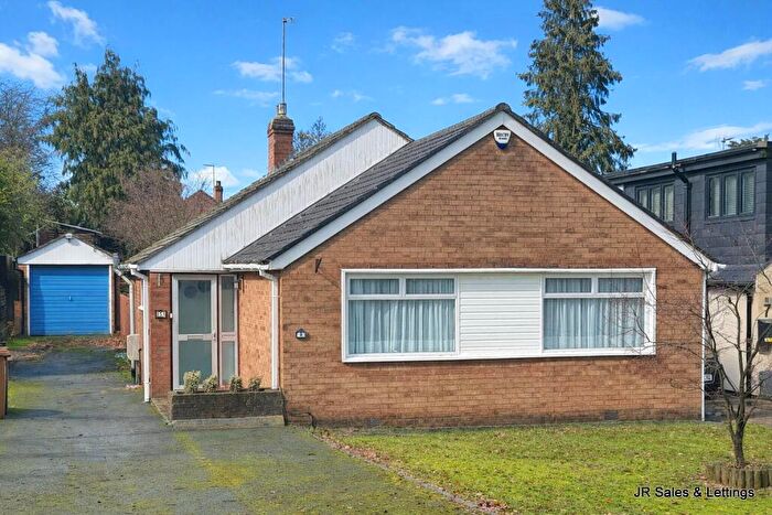 2 Bedroom Detached Bungalow For Sale In Brookside Crescent, Cuffley, EN6