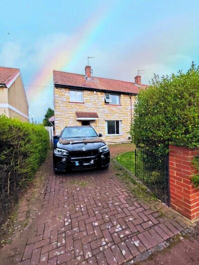 3 Bedroom Semi-Detached House To Rent In Fawdon, Newcastle Upon Tyne, NE3