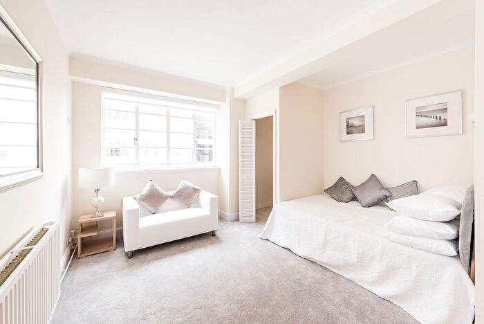 Studio To Rent In Sloane Avenue, Chelsea, London, SW3