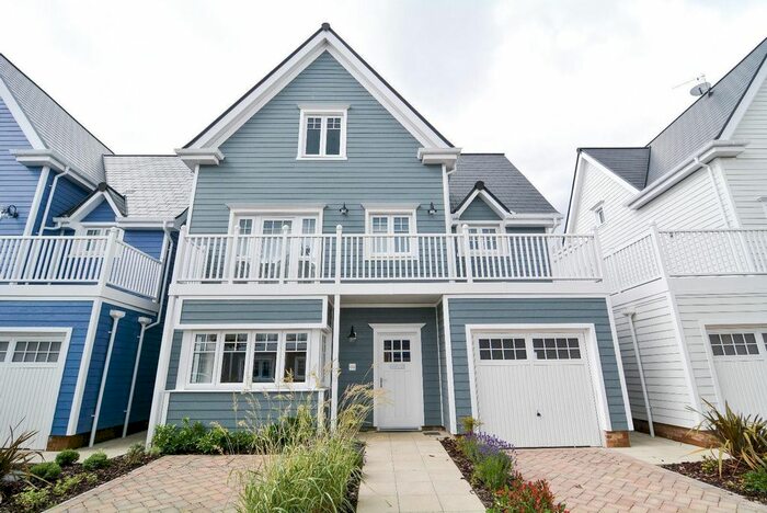 5 Bedroom Detached House To Rent In Champlain Street, Reading, RG2