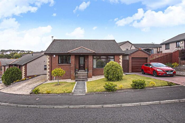 2 Bedroom Detached Bungalow For Sale In Curling Knowe, Crossgates, KY4