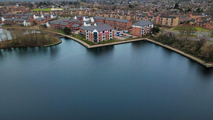 2 Bedroom Apartment For Sale In Pheasant House, Lakeside, DN4