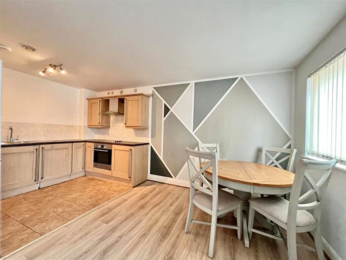 2 Bedroom Apartment To Rent In Old Church Court, Weaste Road, Salford, M5