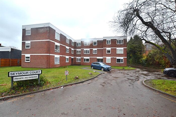 1 Bedroom Flat For Sale In Seymour Court, Fleet Road, Fleet, GU51