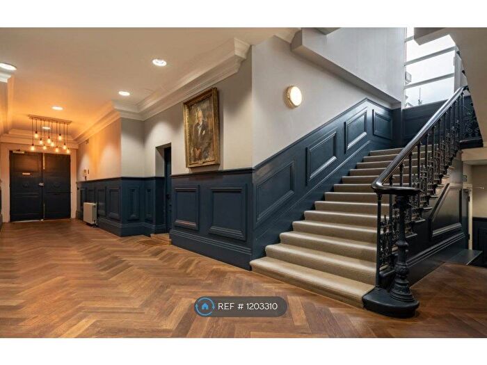 2 Bedroom Flat To Rent In East Hill, London, SW18