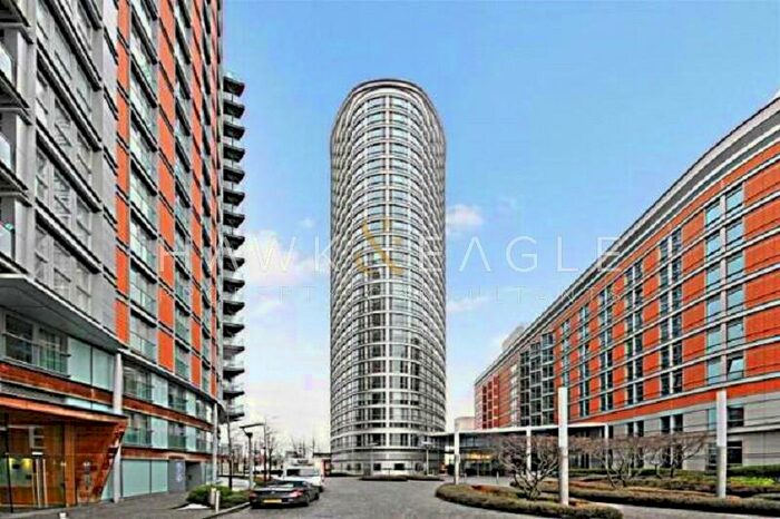 Studio To Rent In Fairmont Avenue, London, Greater London., E14