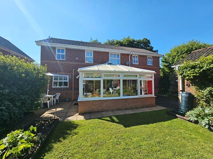5 Bedroom Detached House For Sale In Clarke Close, Uffculme, Cullompton, Devon, EX15