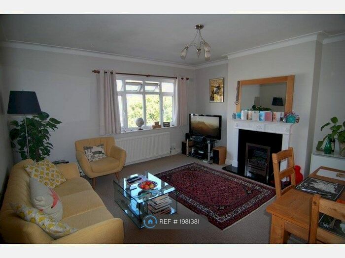 2 Bedroom Flat To Rent In St Margarets, St Margarets, TW1