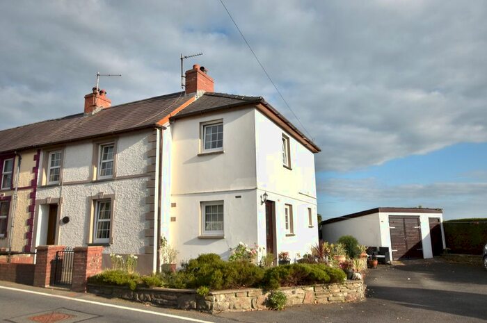 3 Bedroom End Of Terrace House For Sale In Penrhiwllan, Llandysul, Ceredigion, Nw, SA44