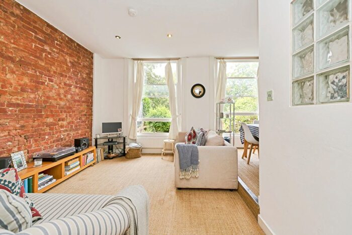 1 Bedroom Flat For Sale In Palliser Road, London, W14