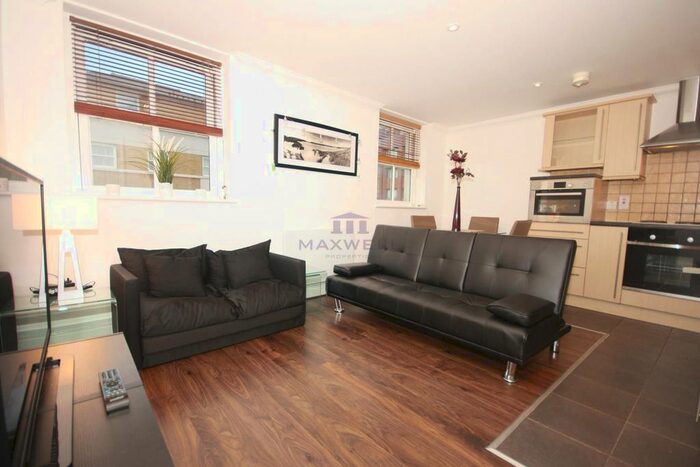1 Bedroom Flat To Rent In - Earls Court Road, Earls Court, SW5