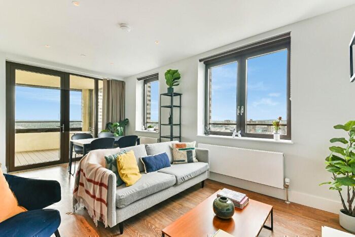 2 Bedroom Flat To Rent In Uncle Wembley, Park Lane, HA9