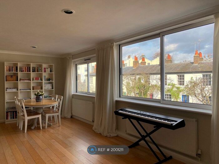 1 Bedroom Terraced House To Rent In London, London, W11