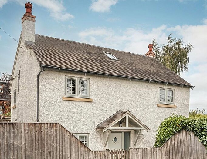 3 Bedroom Detached House For Sale In Oaks Road, Willington, Derby, DE65