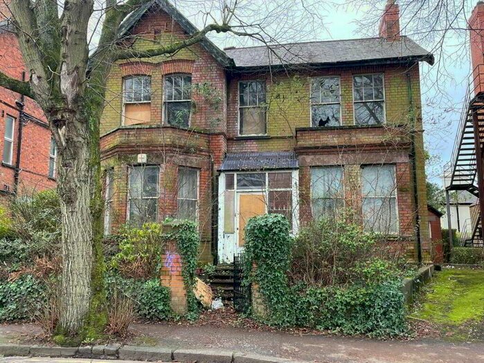 6 Bedroom Detached House For Sale In Chlorine Gardens, Stranmillis