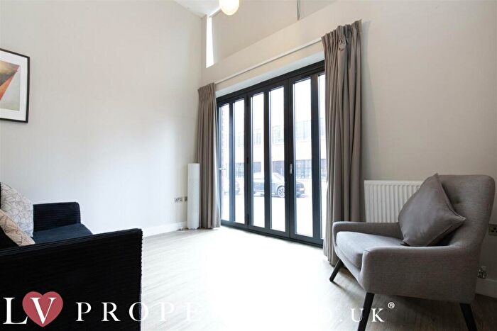 2 Bedroom Apartment To Rent In Mantella Lofts, Pemberton Street, Birmingham, B18