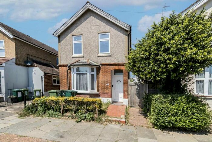 4 Bedroom Property To Rent In Stanley Road, Ashford, TW15