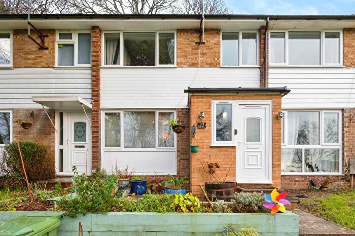 3 Bedroom Terraced House For Sale In Bronte Way, Southampton, SO19