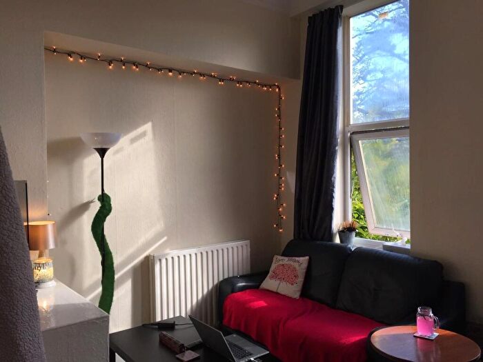 2 Bedroom Flat To Rent In Flat, Vernon Road, Edgbaston, Birmingham, B16