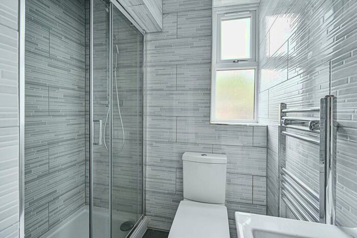 Studio To Rent In Morning Lane, Hackney, London, E9