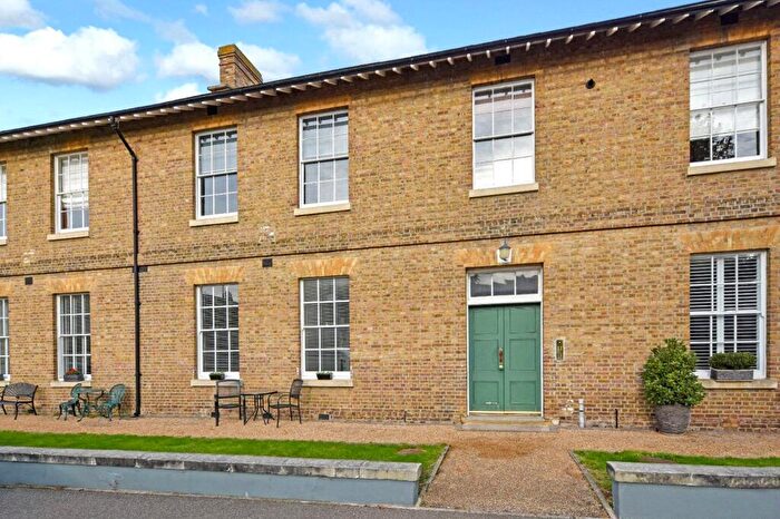 2 Bedroom Apartment To Rent In Chapel Road, Shoeburyness, Southend-on-Sea, Essex, SS3