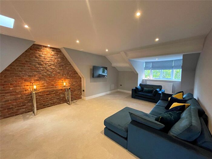 2 Bedroom Apartment To Rent In West Avenue, Gosforth, NE3