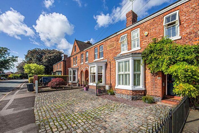 4 Bedroom Character Property For Sale In Crewe Road, Wistaston, CW5