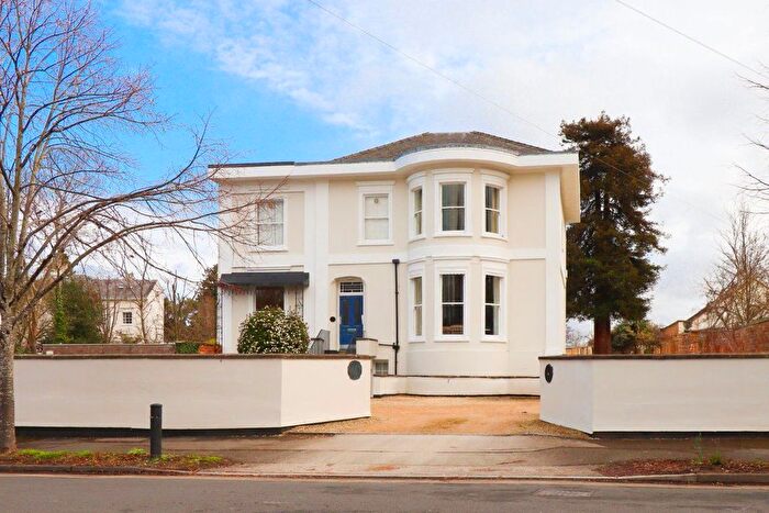 1 Bedroom Flat To Rent In Moorend Park Road, Leckhampton, Cheltenham, GL53