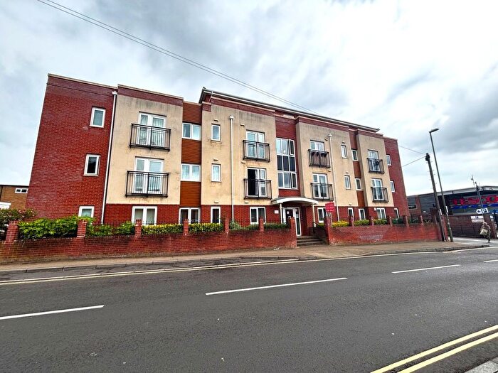 1 Bedroom Flat To Rent In Quay Street, Fareham, Hampshire, PO16