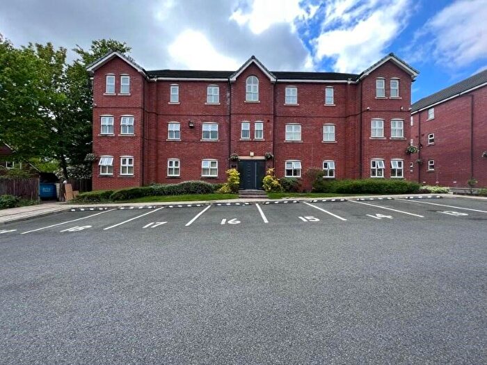 2 Bedroom Flat To Rent In Thomasson Court, Bolton, BL1