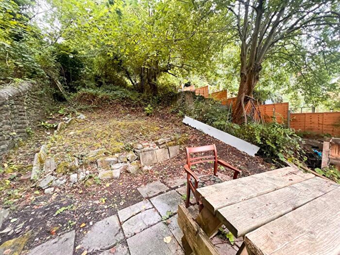 4 Bedroom House To Rent In Bath Road, Arnos Vale, BS4