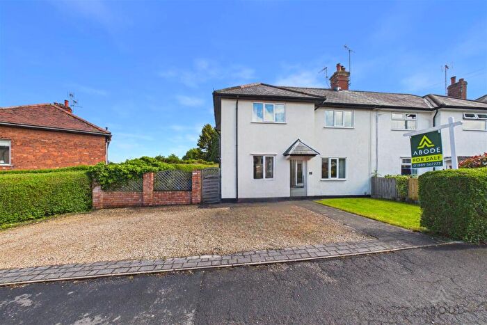 3 Bedroom Semi-Detached House For Sale In Manor Road, Uttoxeter, Staffordshire, ST14